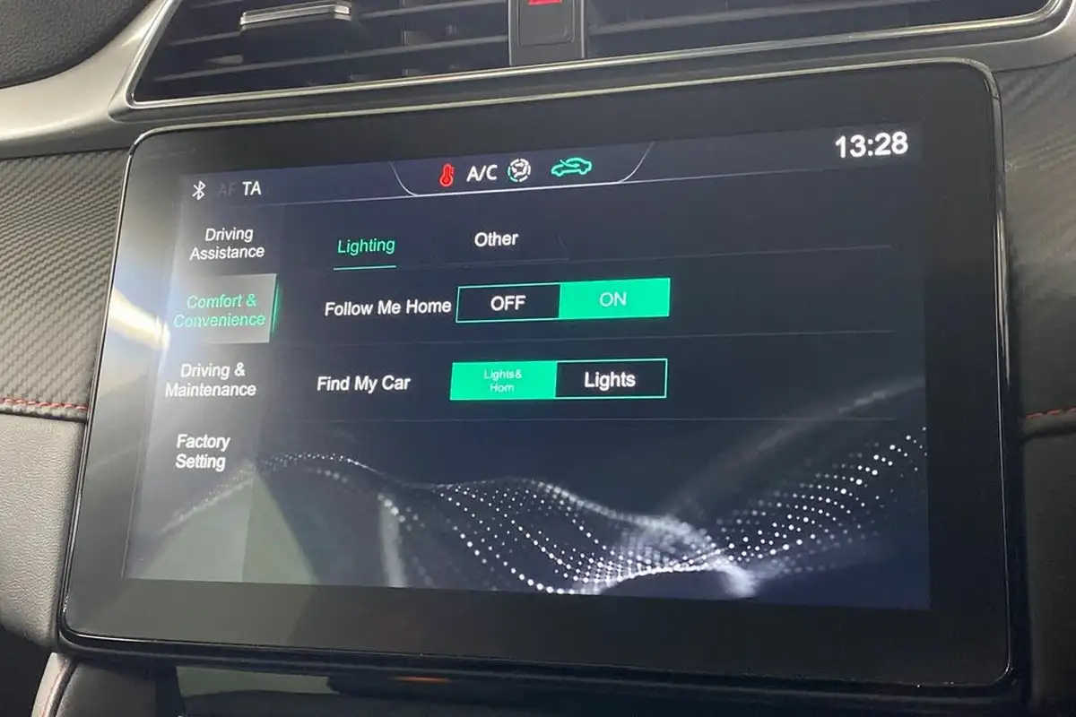 2024-mg-zs-suv-15-vti-tech-exclusive-big-23