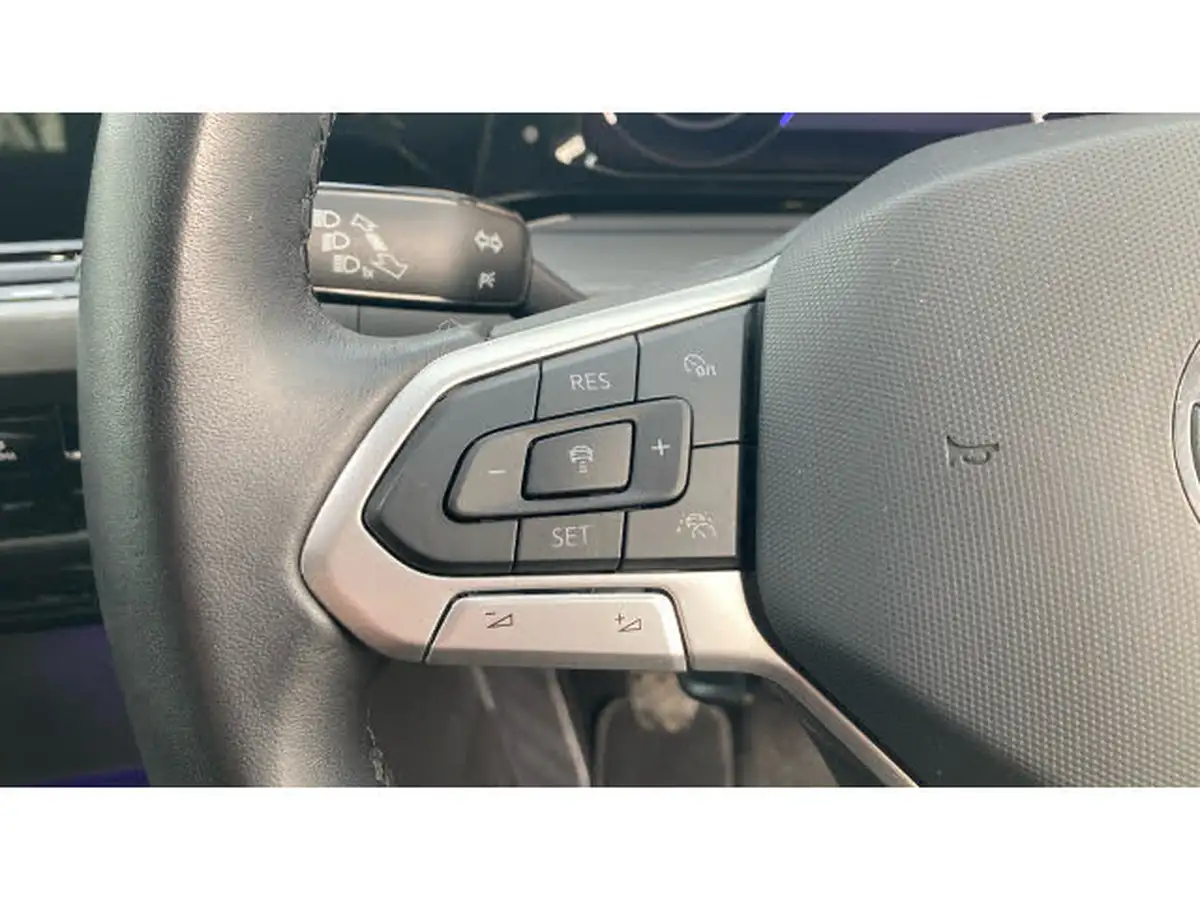 2023-volkswagen-golf-15-tsi-style-edition-150ps-big-20