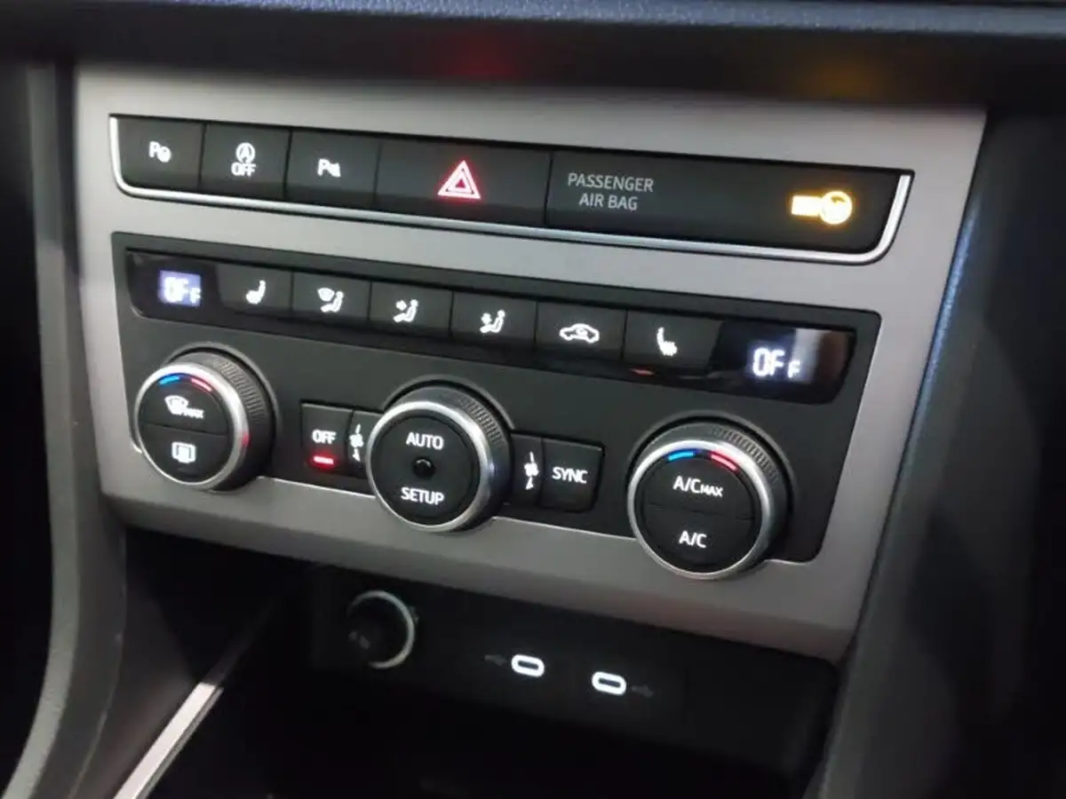 2024-seat-ateca-15-ecotsi-fr-sport-dsg-big-14