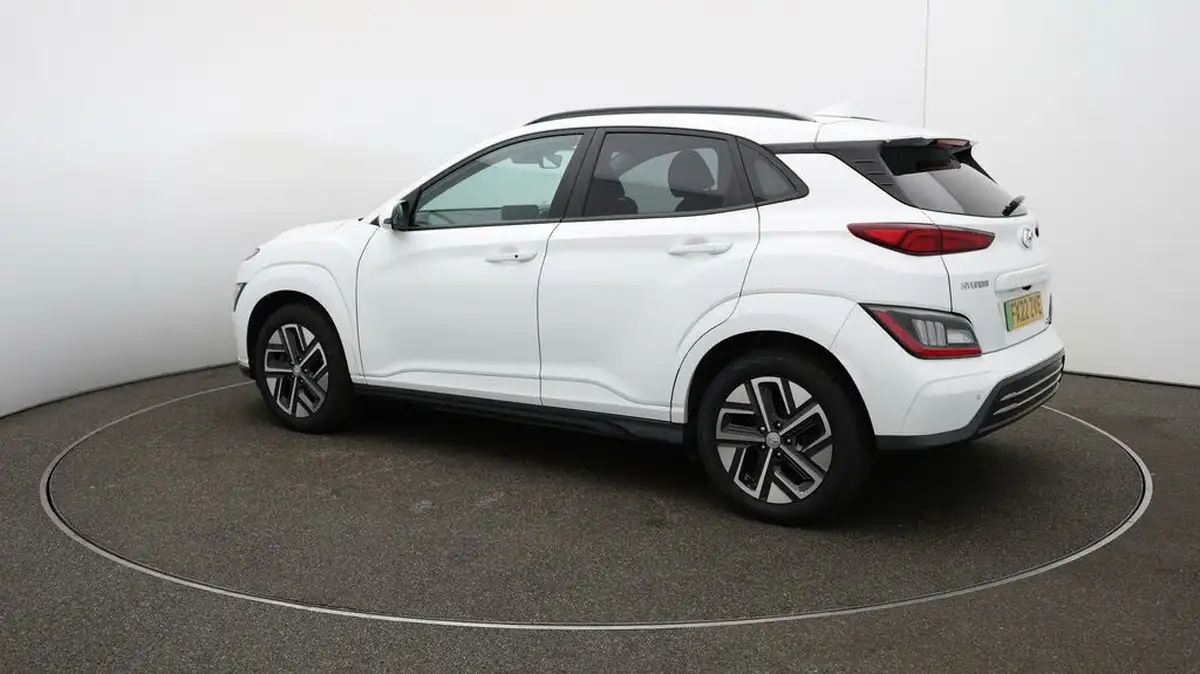 2022-hyundai-kona-e-premium-204ps-64kwh-7kw-obc-big-30