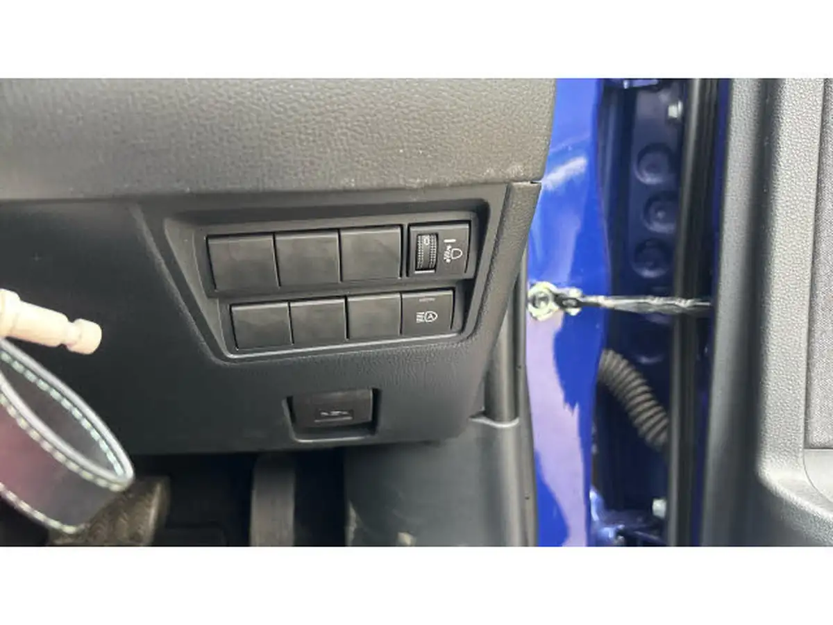 2023-toyota-yaris-15-vvt-i-icon-big-22