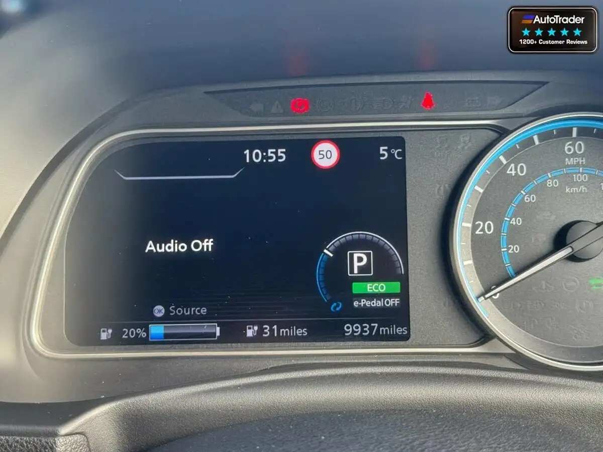 2020-nissan-leaf-e-tekna-big-16