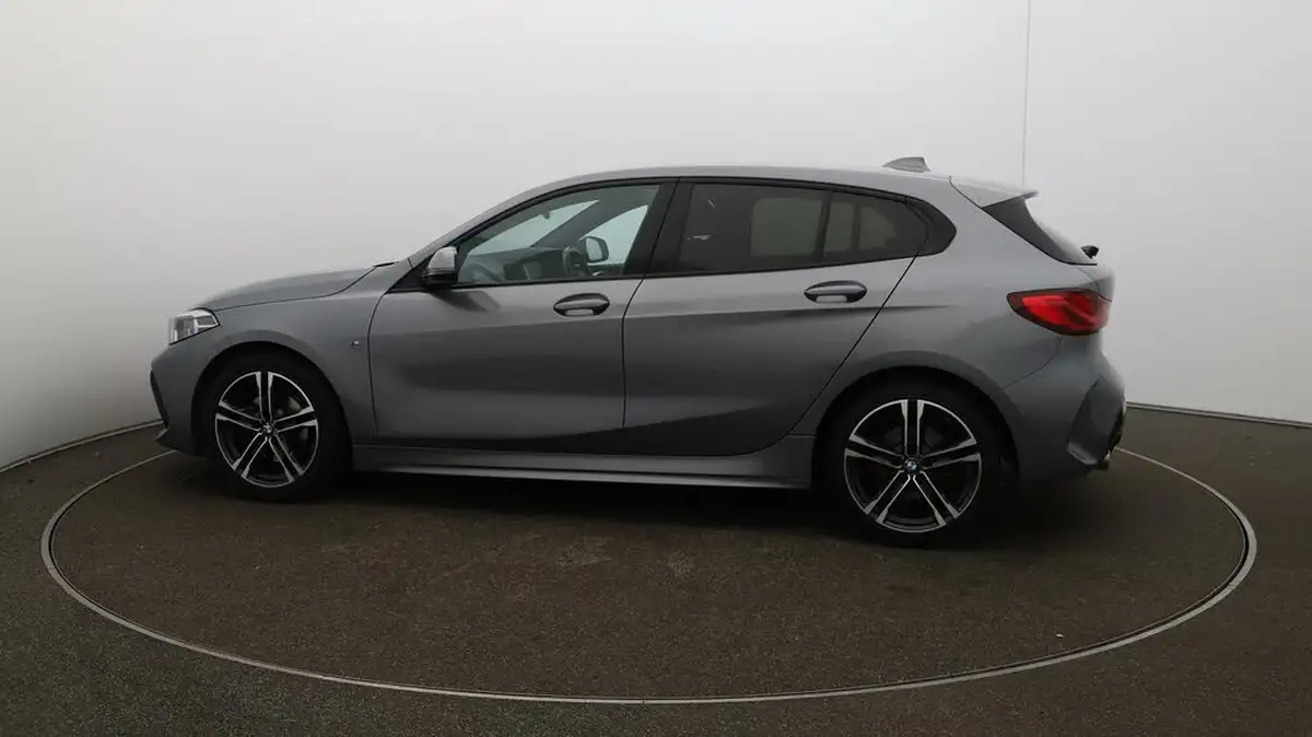 2023-bmw-1-series-15-118i-m-sport-lcp-dct-big-51