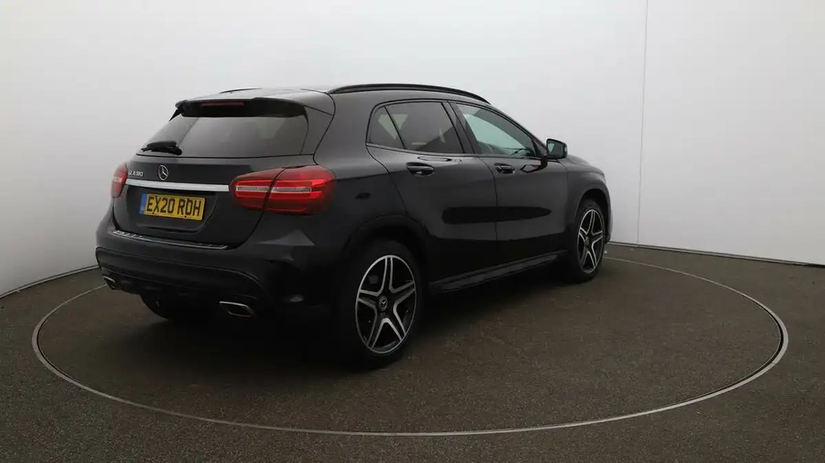 2020-mercedes-benz-gla-class-16-gla-180-amg-line-edition-7g-dct-big-7