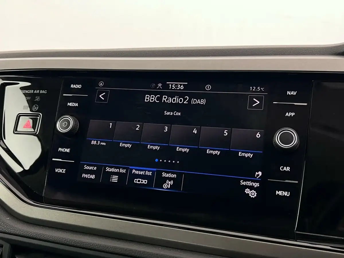 2021-volkswagen-polo-10-tsi-match-dsg-big-25