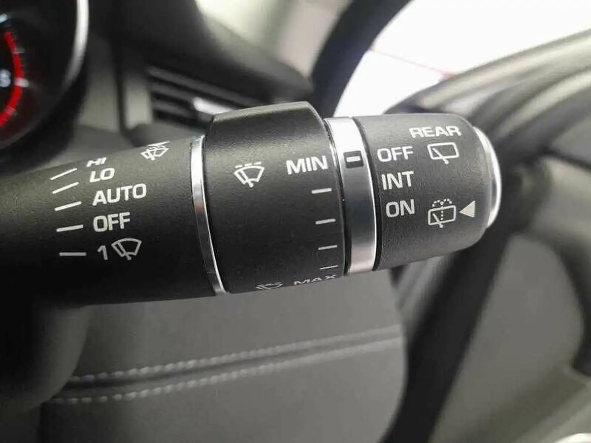 2018-land-rover-range-rover-evoque-20td4-se-tech-hatchback-5d-auto-big-19