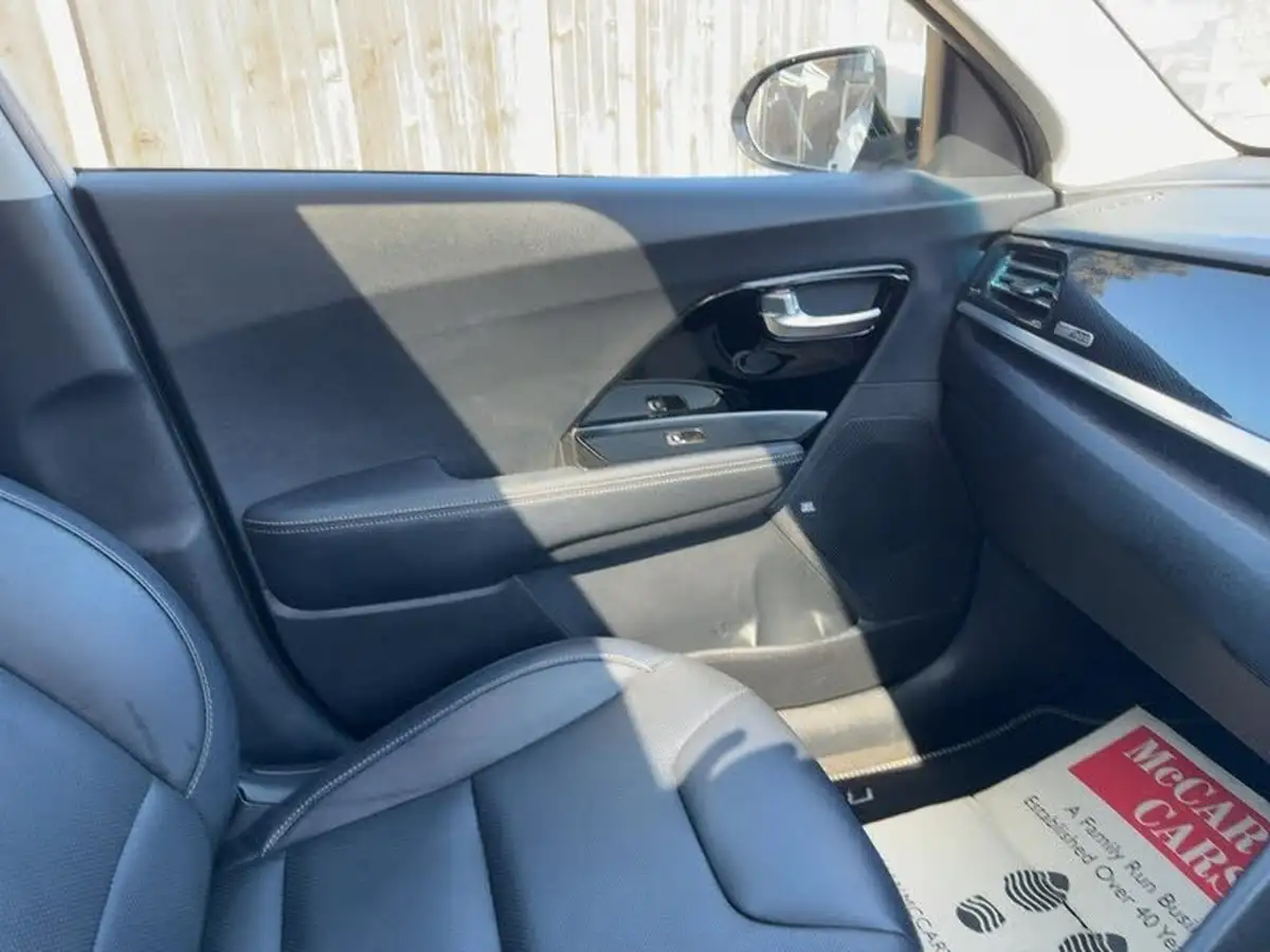 2019-kia-niro-16-gdi-4-156kwh-big-46