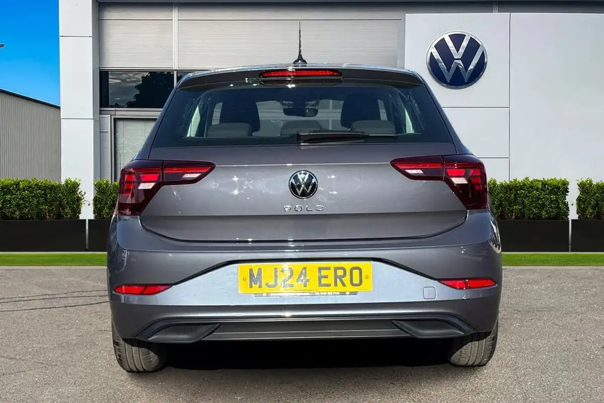 2024-volkswagen-polo-10-tsi-life-dsg-big-3