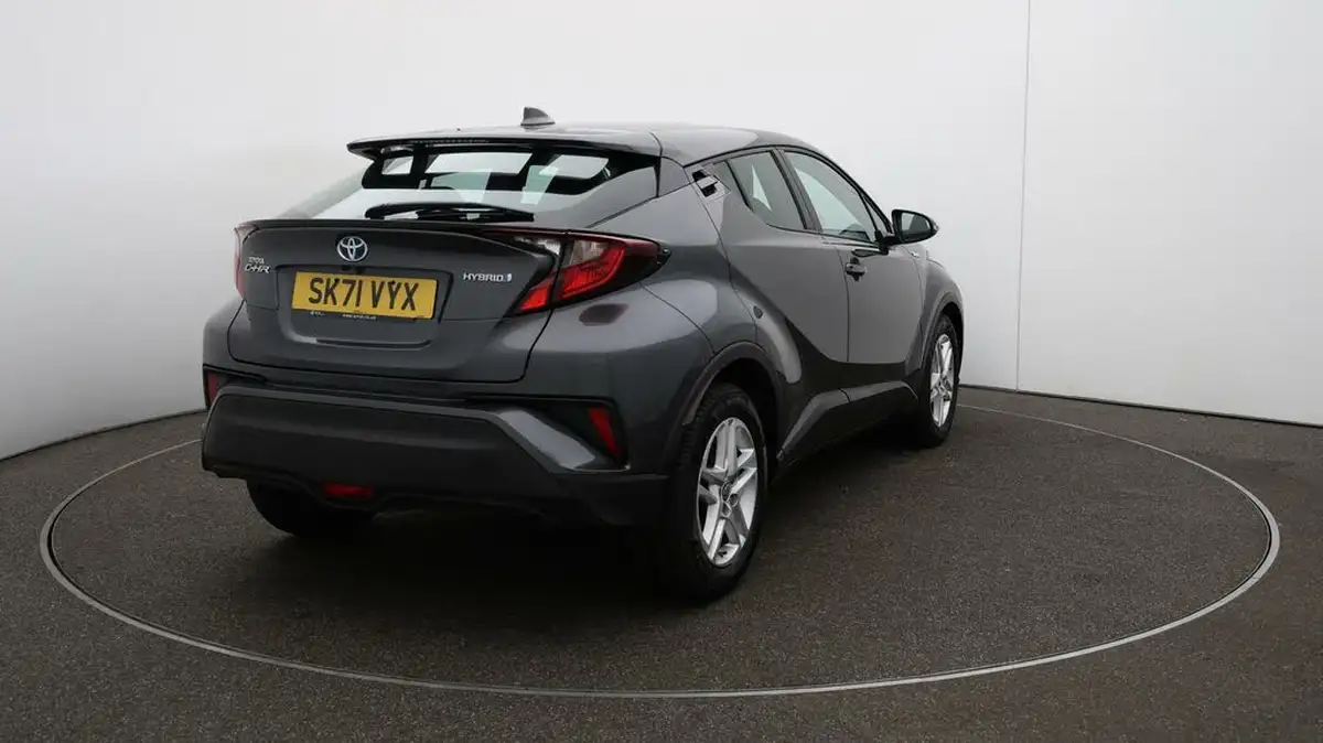 2021-toyota-c-hr-18-vvt-i-icon-big-47