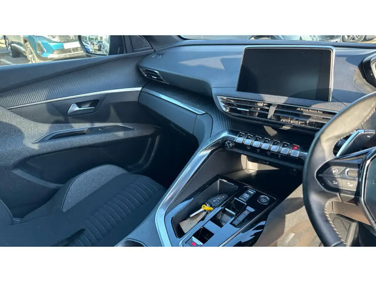 2023-peugeot-3008-suv-12-puretech-active-premium-eat8-big-13