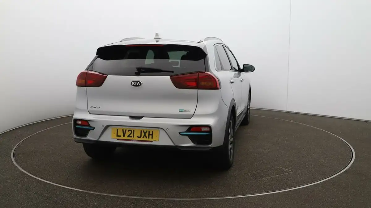 2021-kia-e-niro-ev-4-big-49