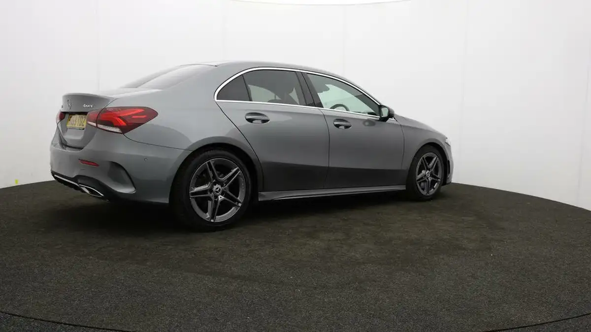 2019-mercedes-benz-a-class-20-a220-amg-line-saloon-4d-4matic-big-27