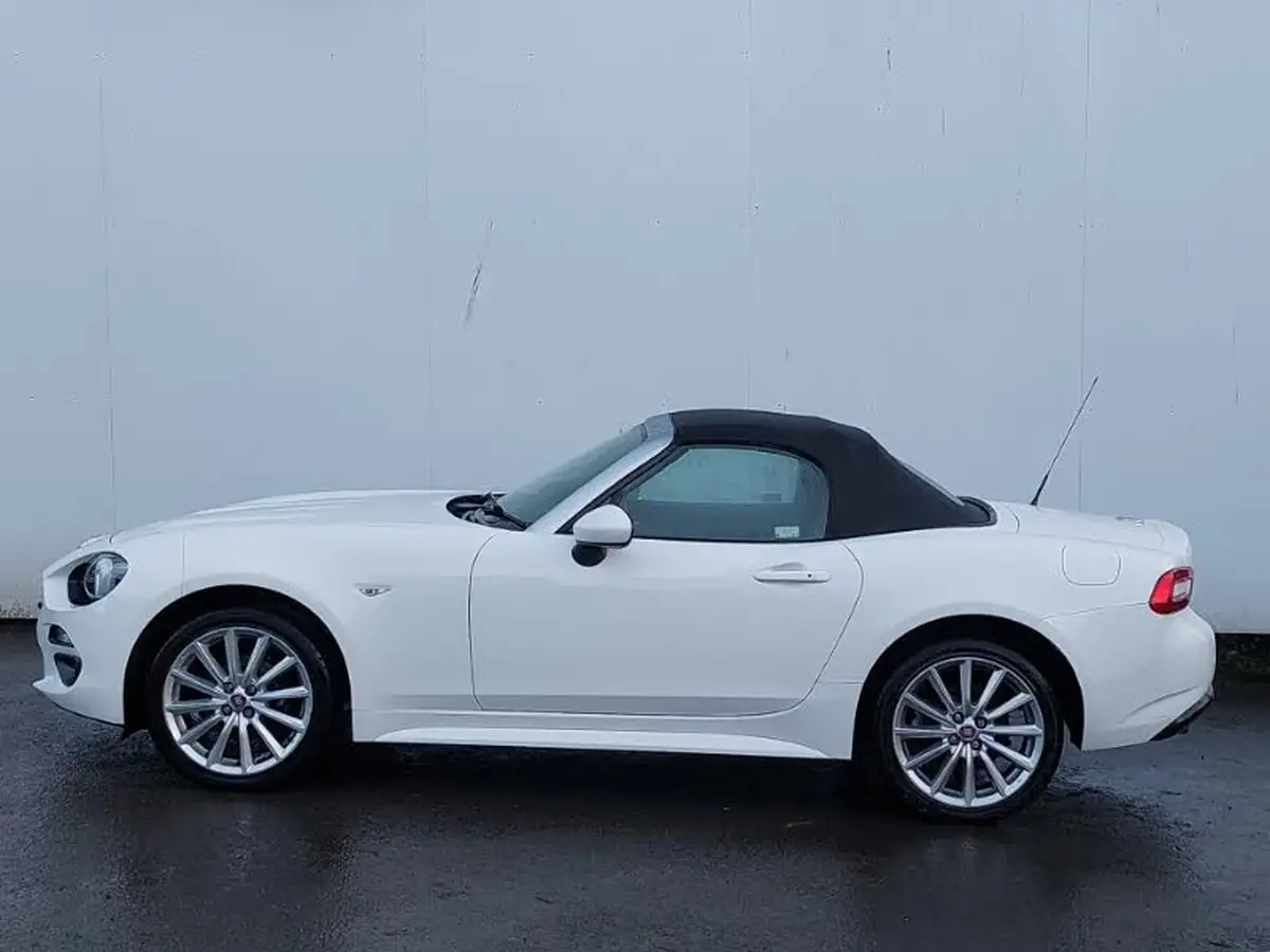 2018-fiat-124-14-multiair-124-spider-lusso-big-3