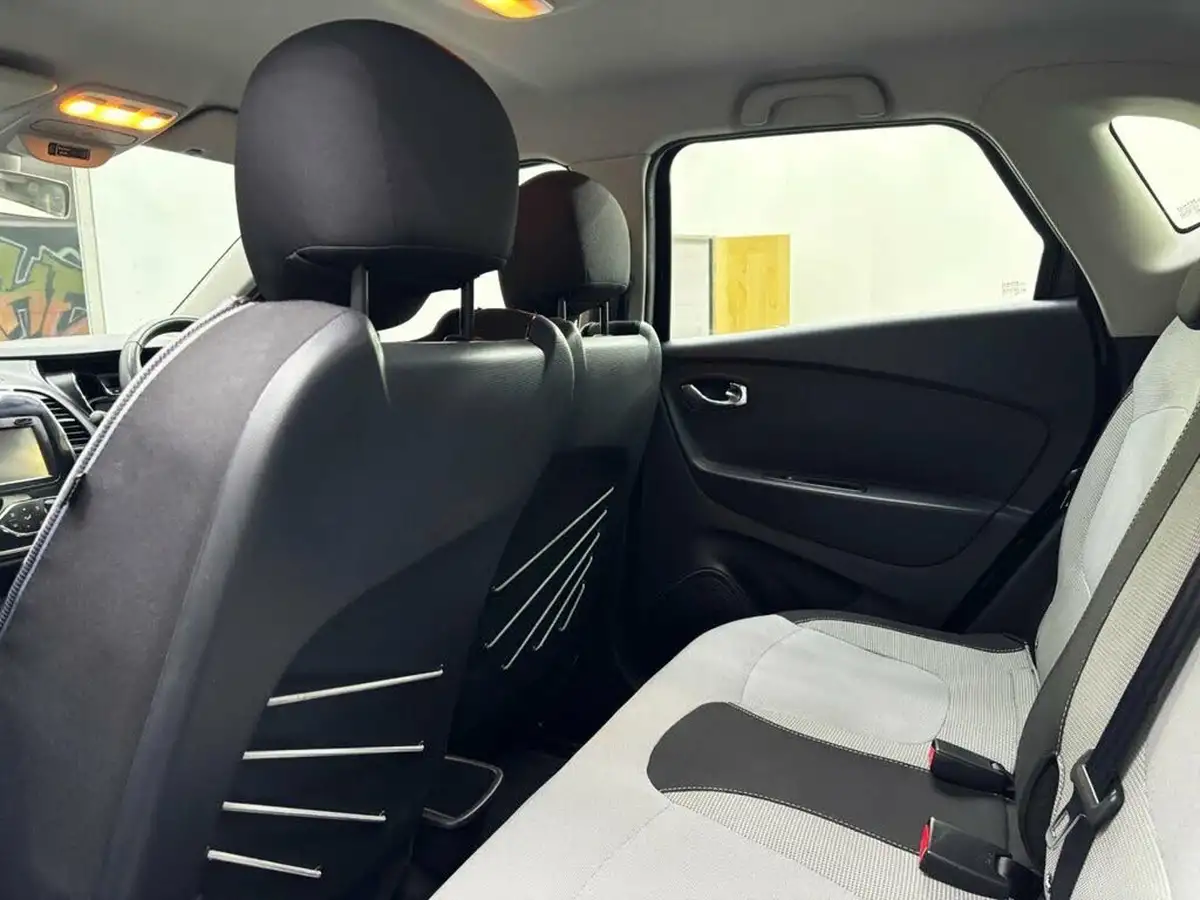 2015-renault-captur-15dci-dynamique-90bhp-energyss-big-22