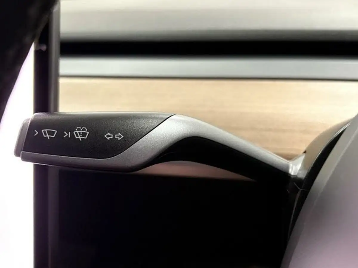 2023-tesla-model-3-e-long-range-346bhp-big-14