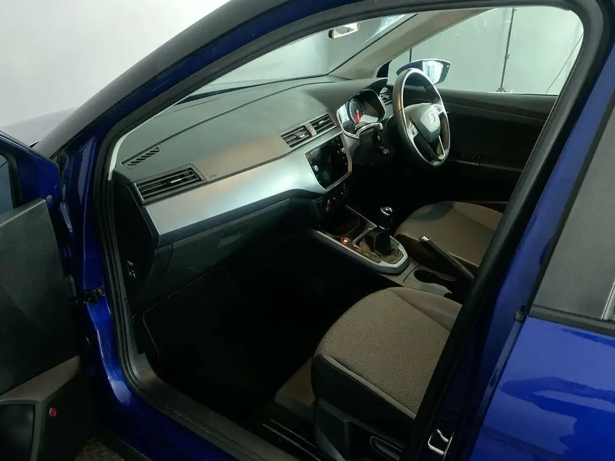 2019-seat-arona-16tdi-se-technology-lux-115ps-ss-big-16