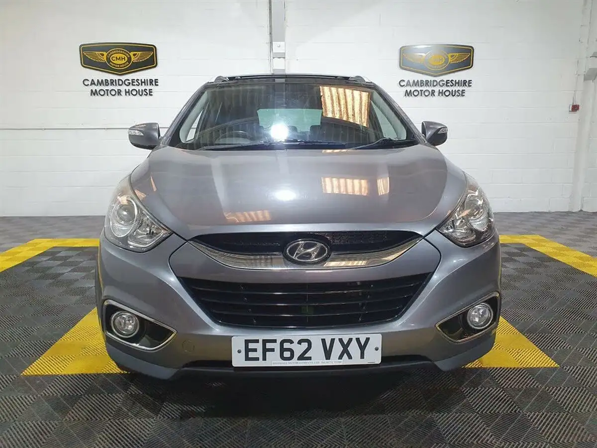 2012-hyundai-ix35-20td-premium-4wd-big-23
