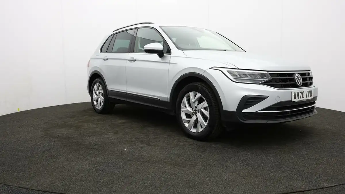 2021-volkswagen-tiguan-15-tsi-life-150ps-dsg-big-39