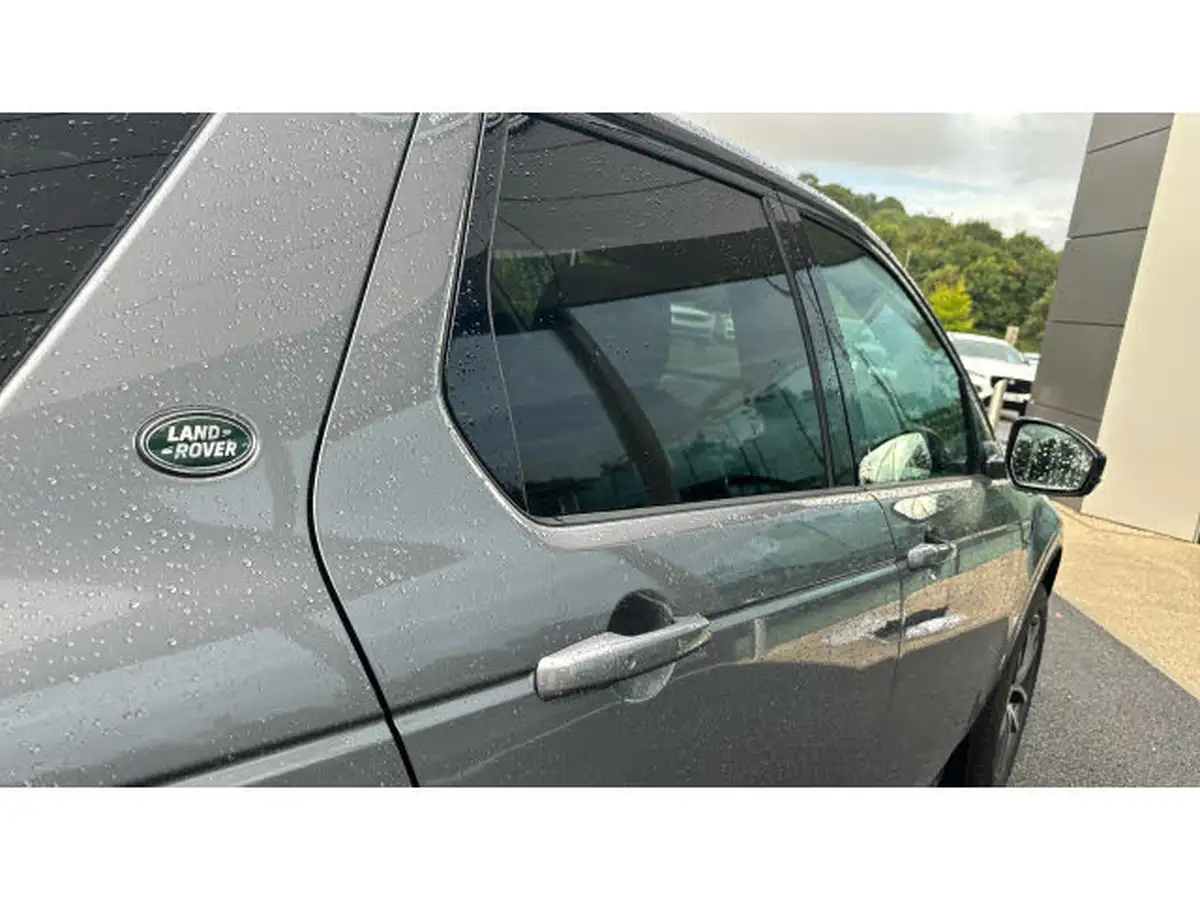 2024-land-rover-discovery-sport-15-p300e-dynamic-se-big-42