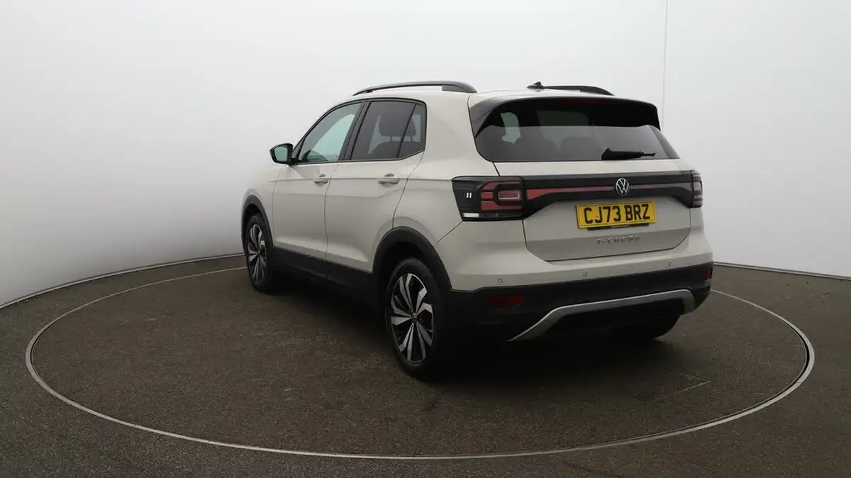 2023-volkswagen-t-cross-10-tsi-black-edition-110ps-big-53