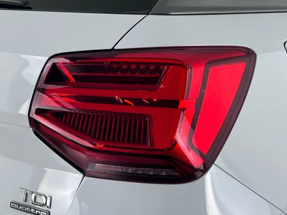 2017-audi-q2-20-tdi-s-line-big-7