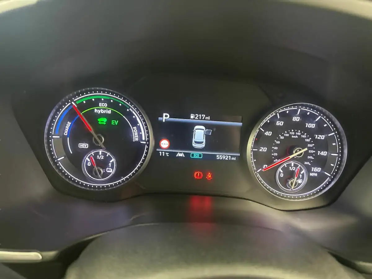2021-hyundai-santa-fe-16-t-gdi-premium-265ps-4wd-phev-big-13