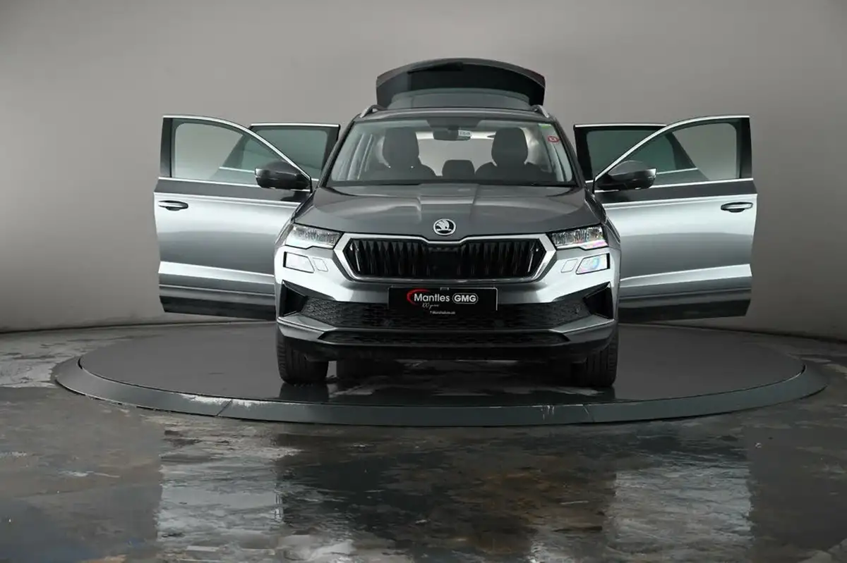 2022-skoda-karoq-15-tsi-se-l-big-35