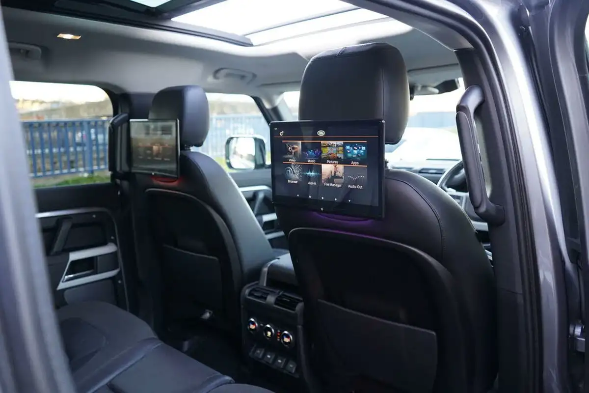 2020-land-rover-110-defender-20-d240-se-110-big-22