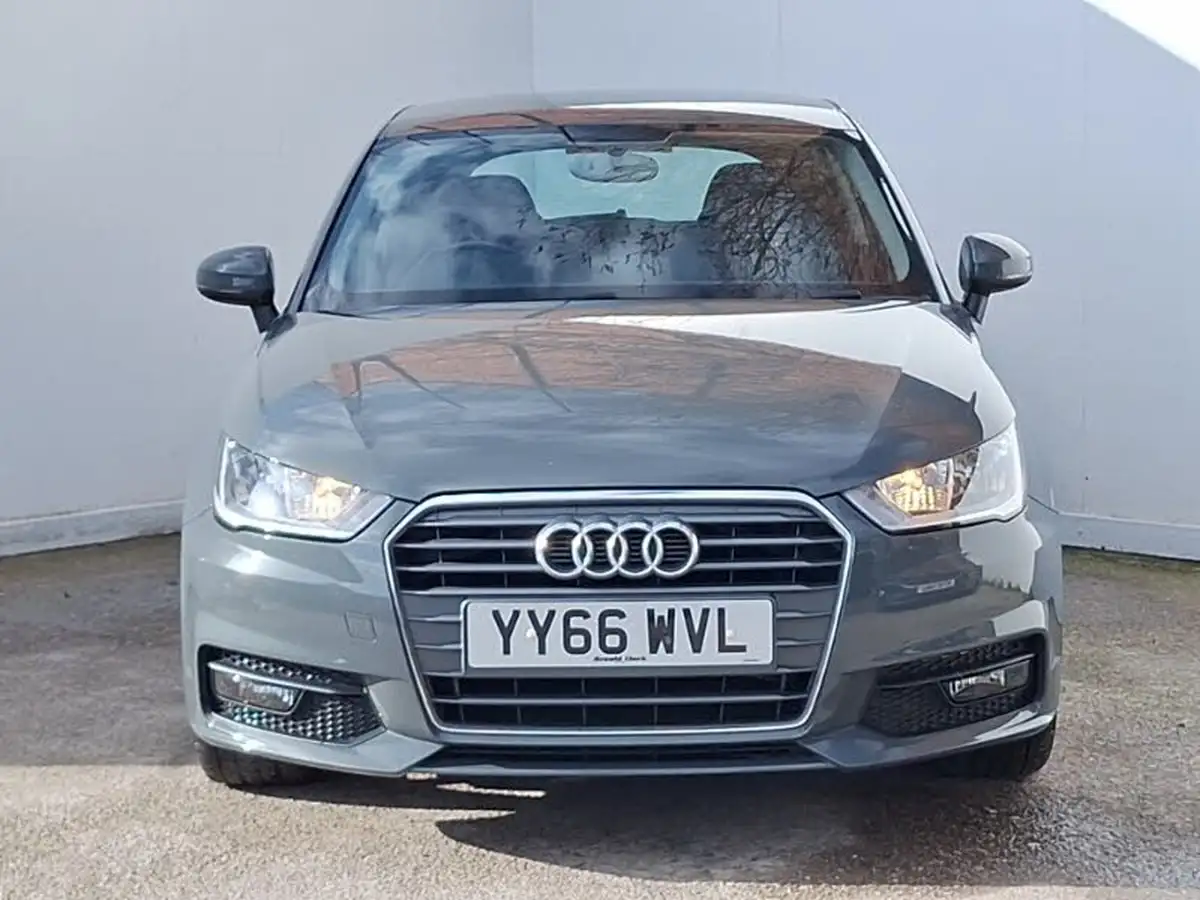2016-audi-a1-10-tfsi-sport-hatchback-3d-big-11