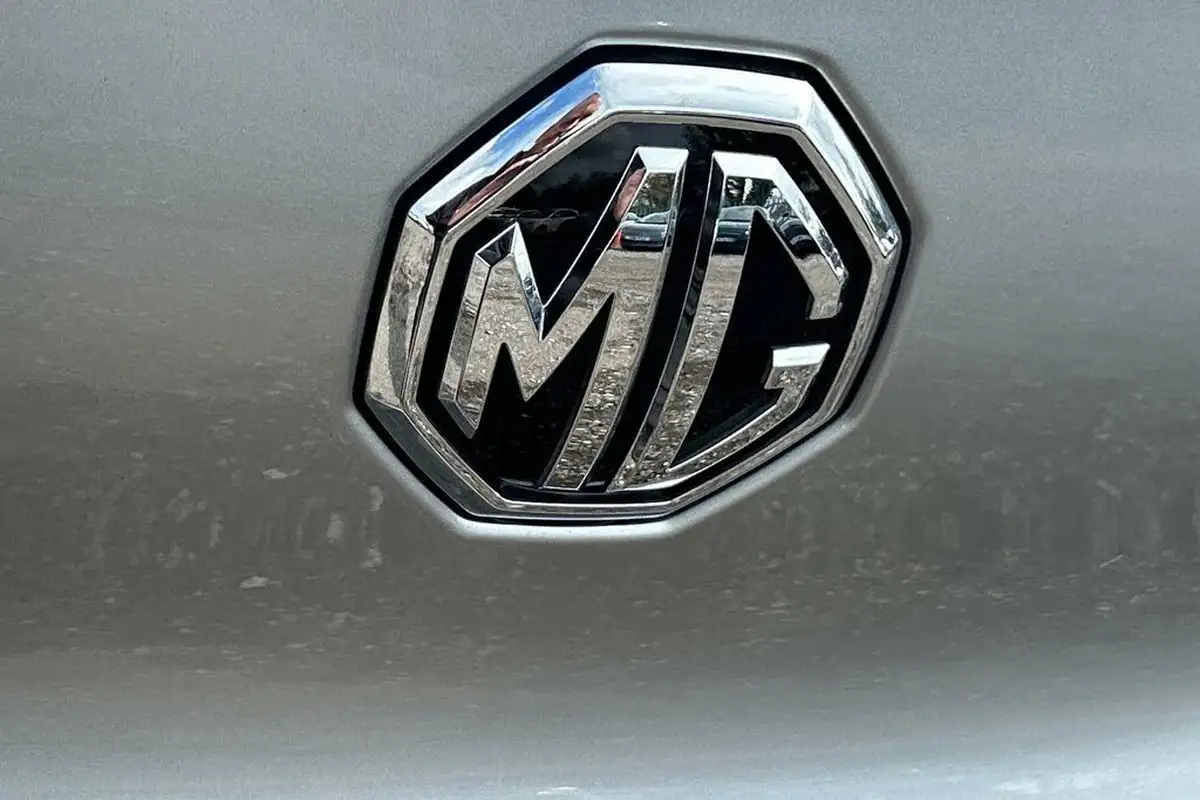 2024-mg-zs-suv-10t-gdi-exclusive-big-24