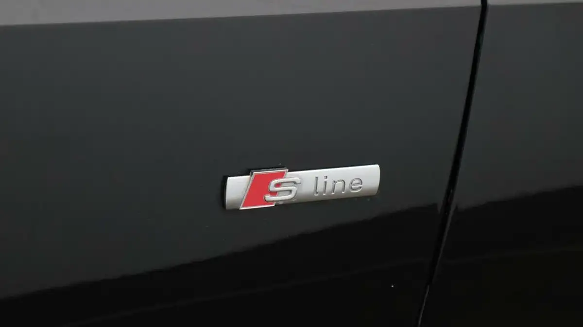 2019-audi-a4-20-40-tfsi-s-line-big-20