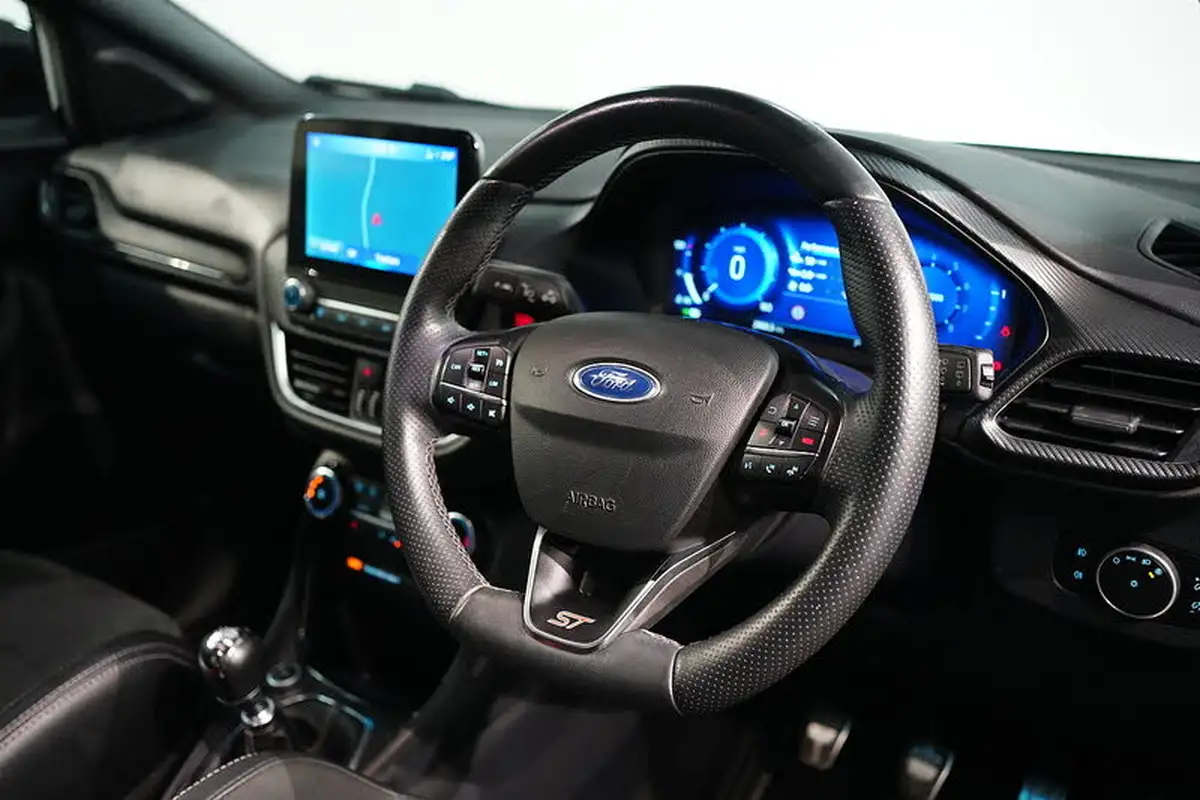 2021-ford-puma-suv-15-st-big-44