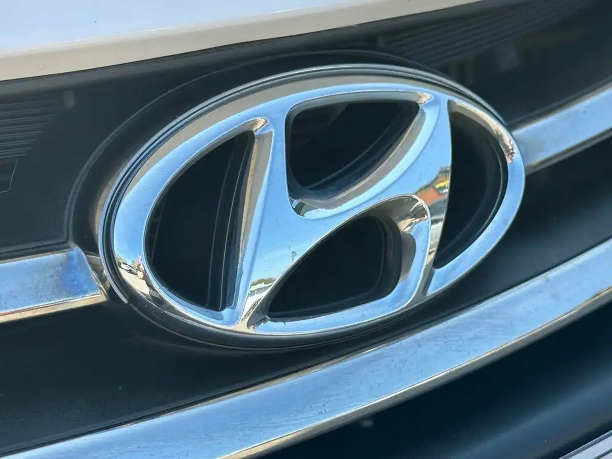 2012-hyundai-i30-16td-active-blue-drive-isg-big-37
