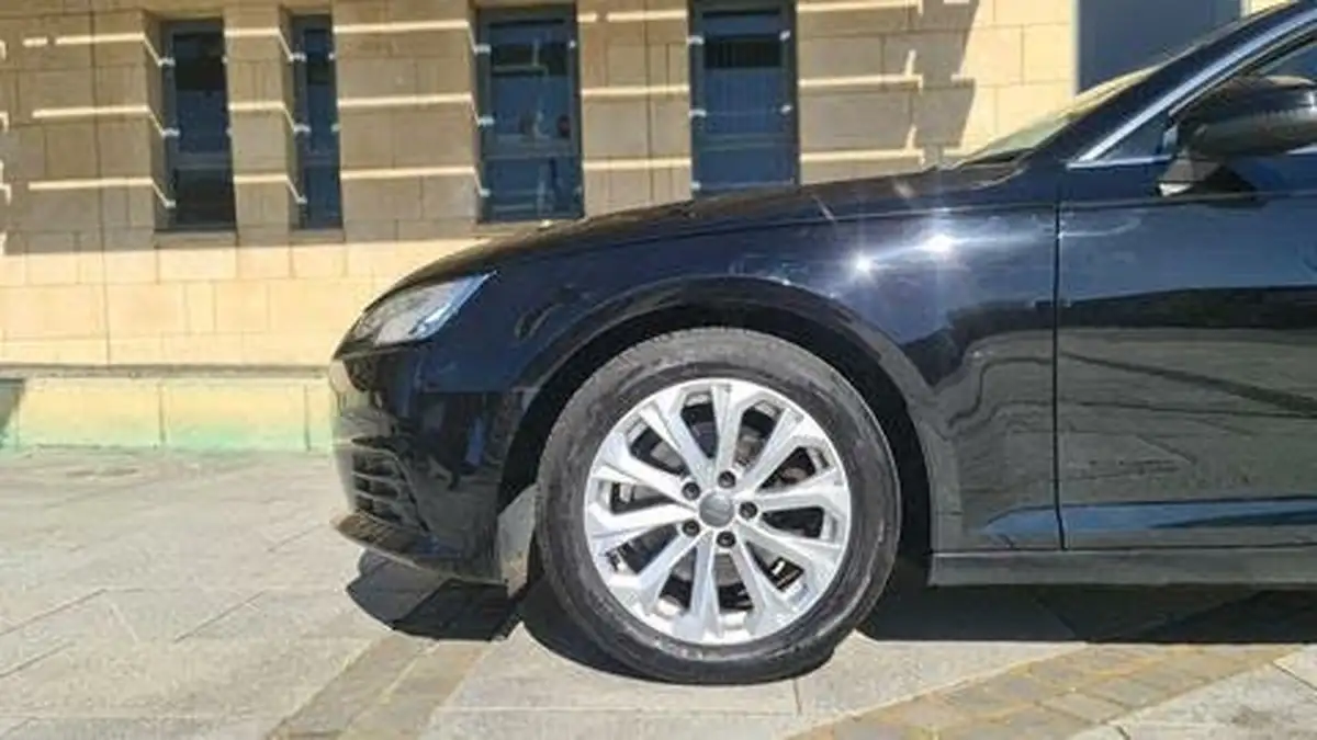 2016-audi-a4-20tdi-ultra-se-150ps-ss-s-tronic-big-13