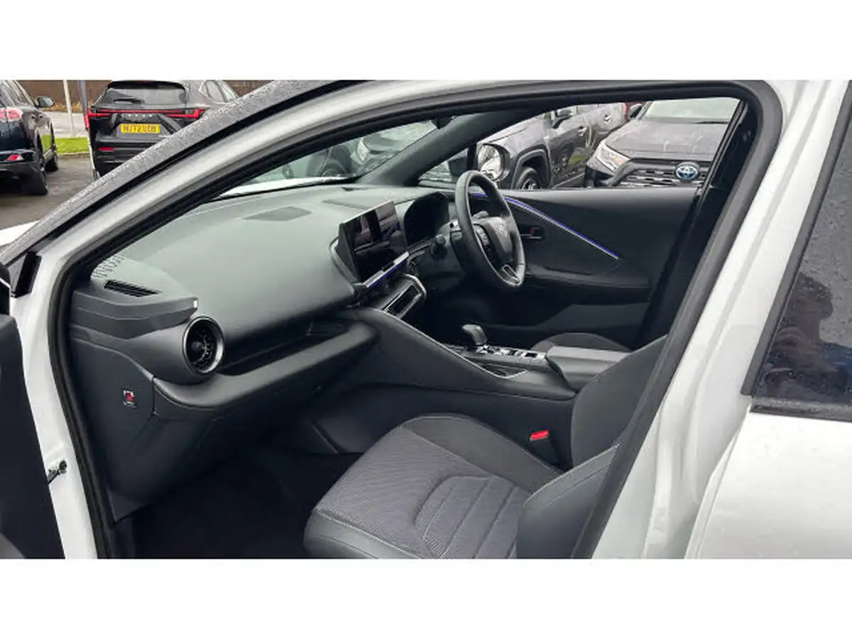 2024-toyota-c-hr-20-vvt-i-excel-220bhp-plug-in-tech-pack-big-9
