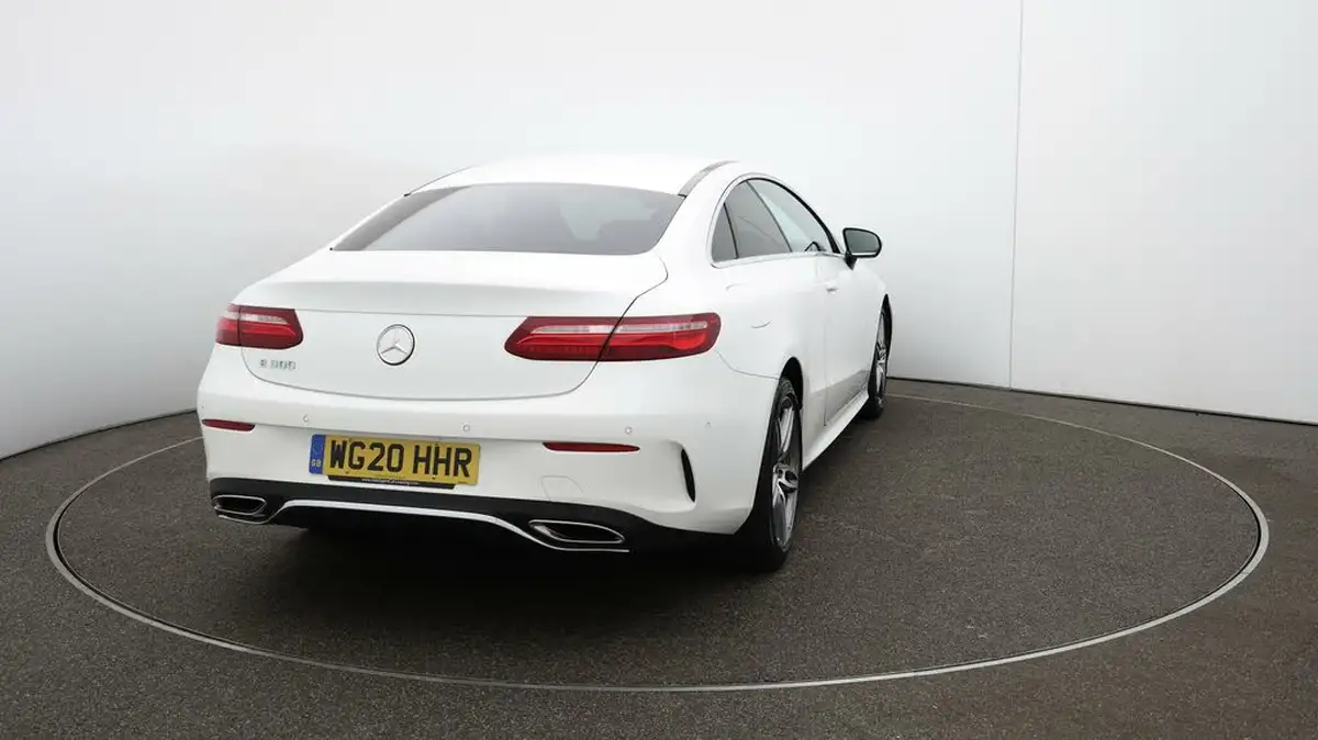2020-mercedes-benz-e-class-20-e300-amg-line-premiumss-coupe-big-48
