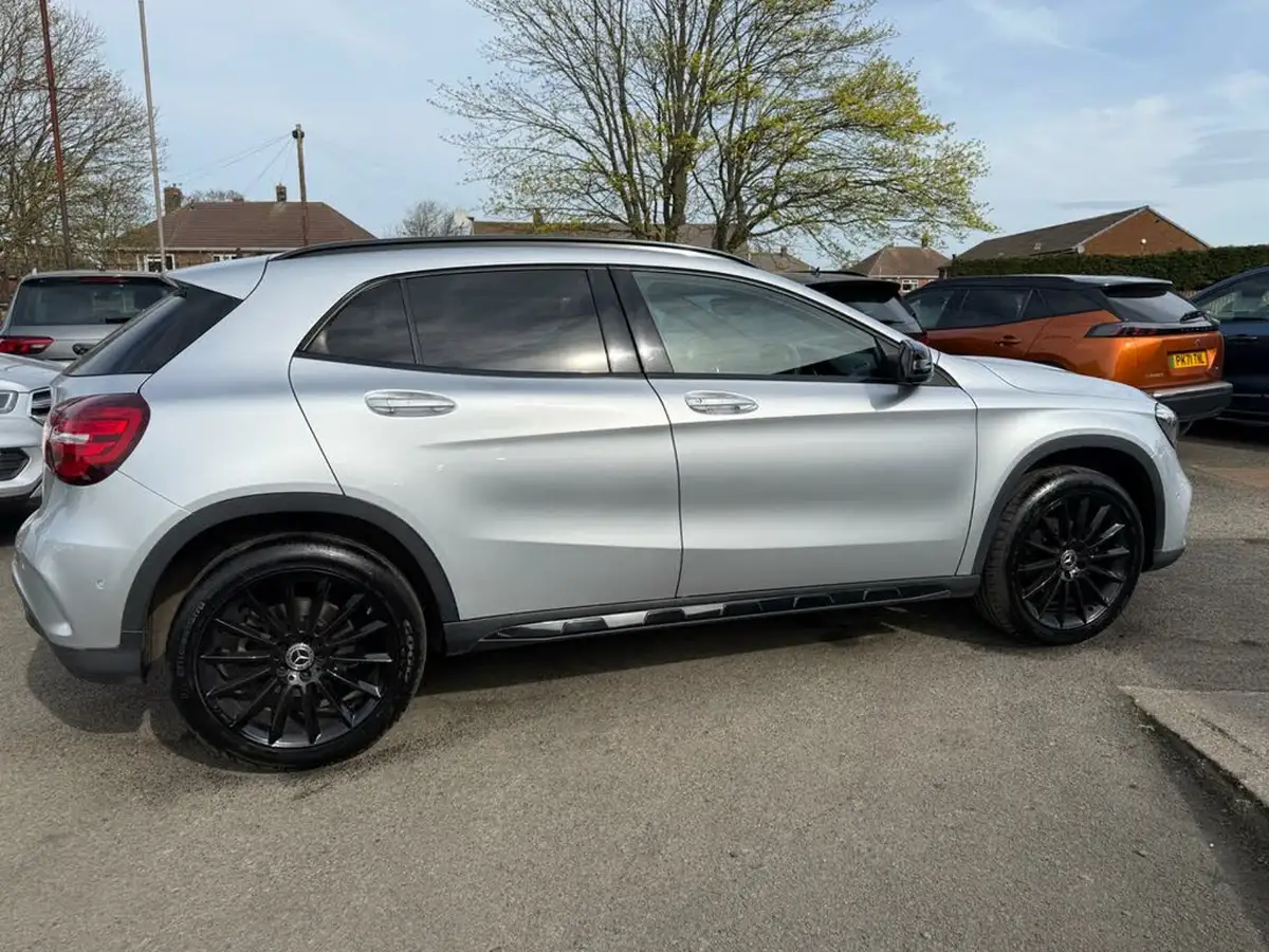 2019-mercedes-benz-gla-class-16-gla-180-amg-line-edition-7g-dct-big-22