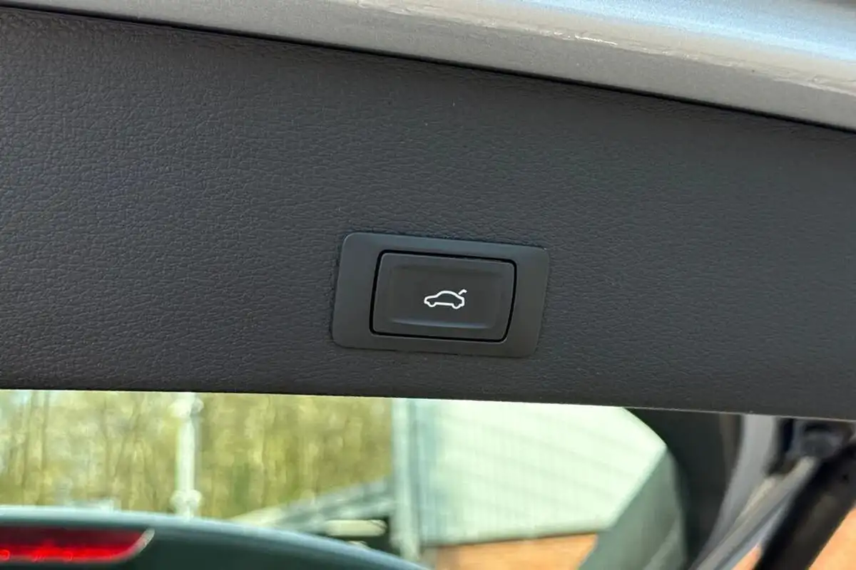 2019-audi-q2-15-35-tfsi-sport-cod-s-tronic-big-33