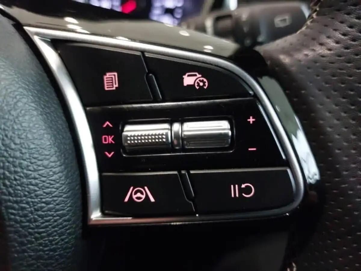 2022-kia-pro-ceed-15-t-gdi-gt-line-big-14
