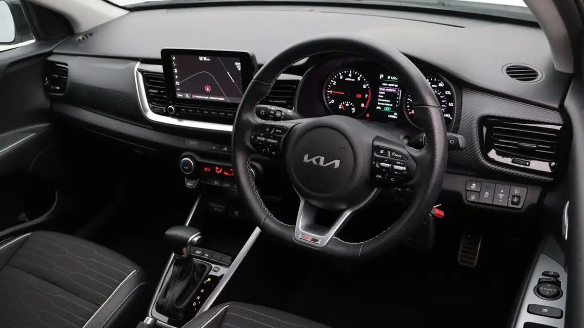 2022-kia-stonic-10-t-gdi-connect-dct-big-9