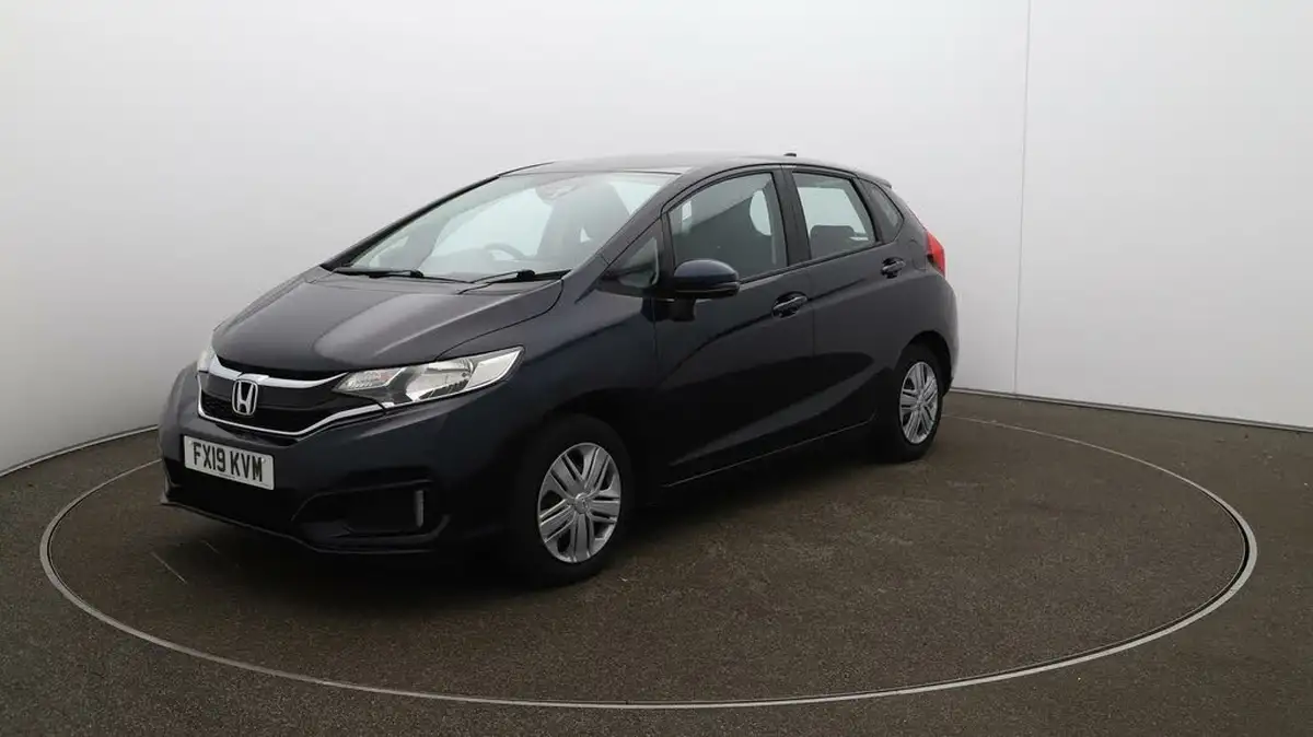 2019-honda-jazz-13-i-vtec-s-big-3