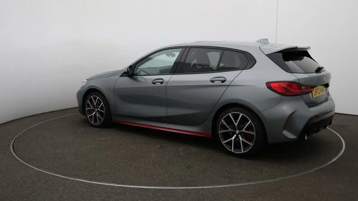2022-bmw-1-series-20-128ti-lcp-big-29