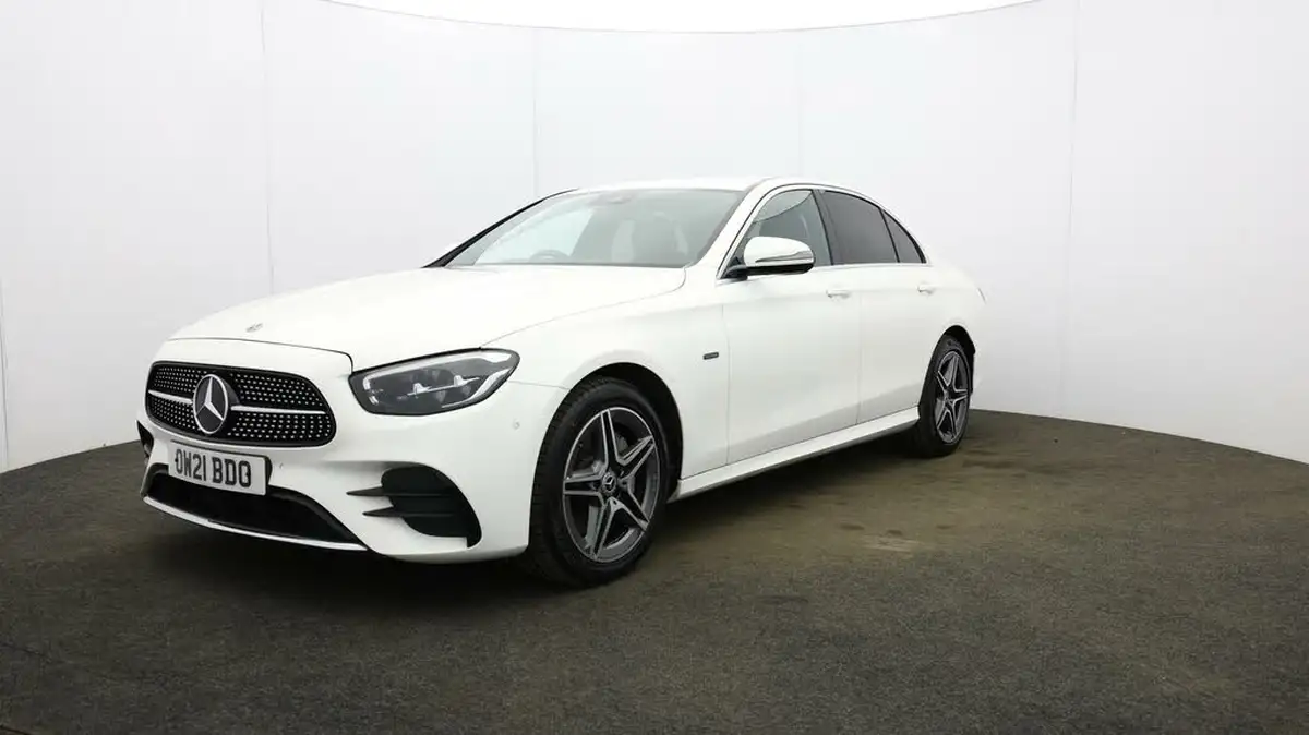 2021-mercedes-benz-e-class-big-32