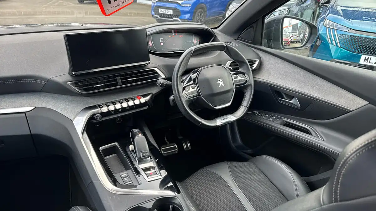 2021-peugeot-3008-suv-12-puretech-gt-eat8-big-10