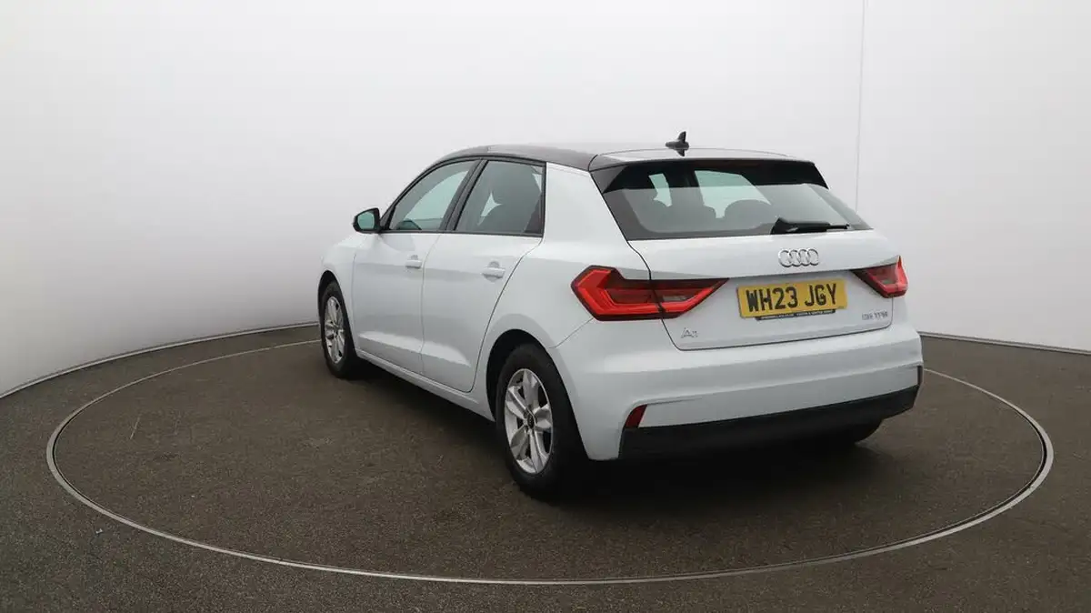 2023-audi-a1-10-25-tfsi-technik-big-54
