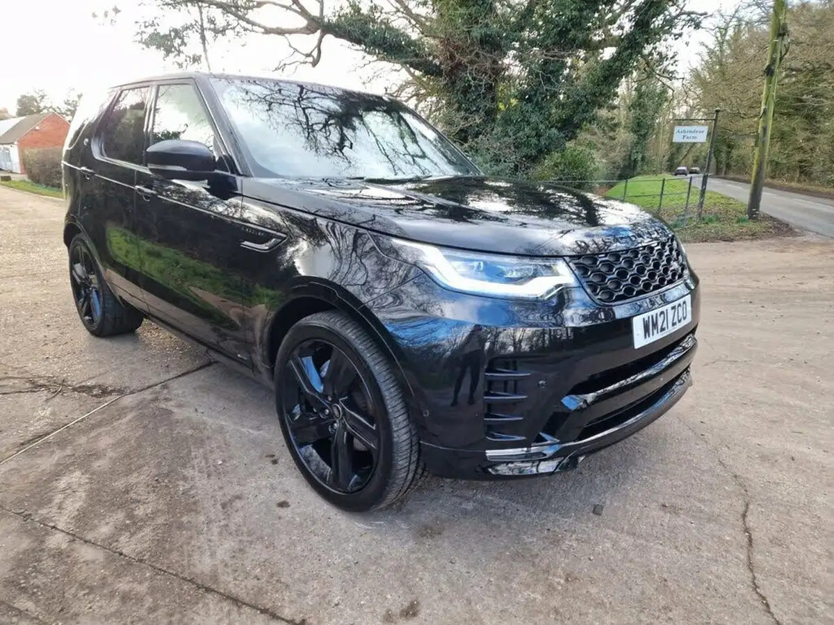2021-land-rover-discovery-30-d300-r-dynamic-hse-big-0