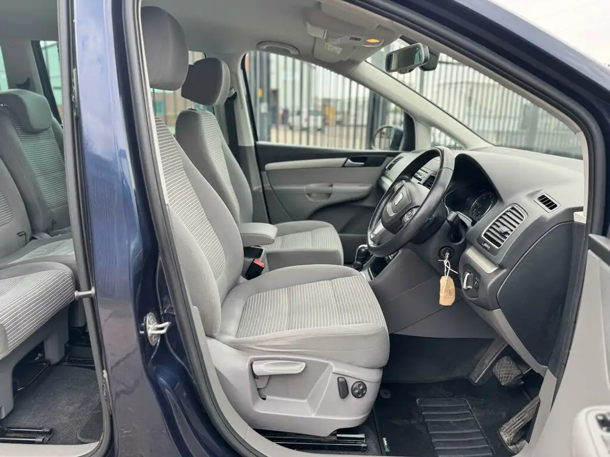 2015-seat-alhambra-20td-se-dsg-big-21