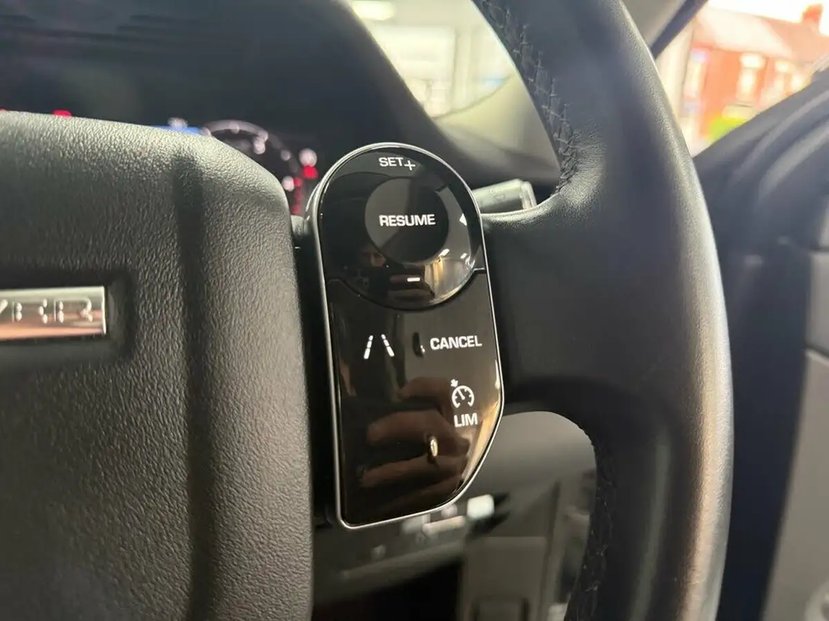 2020-land-rover-range-rover-evoque-20-d180-se-big-39