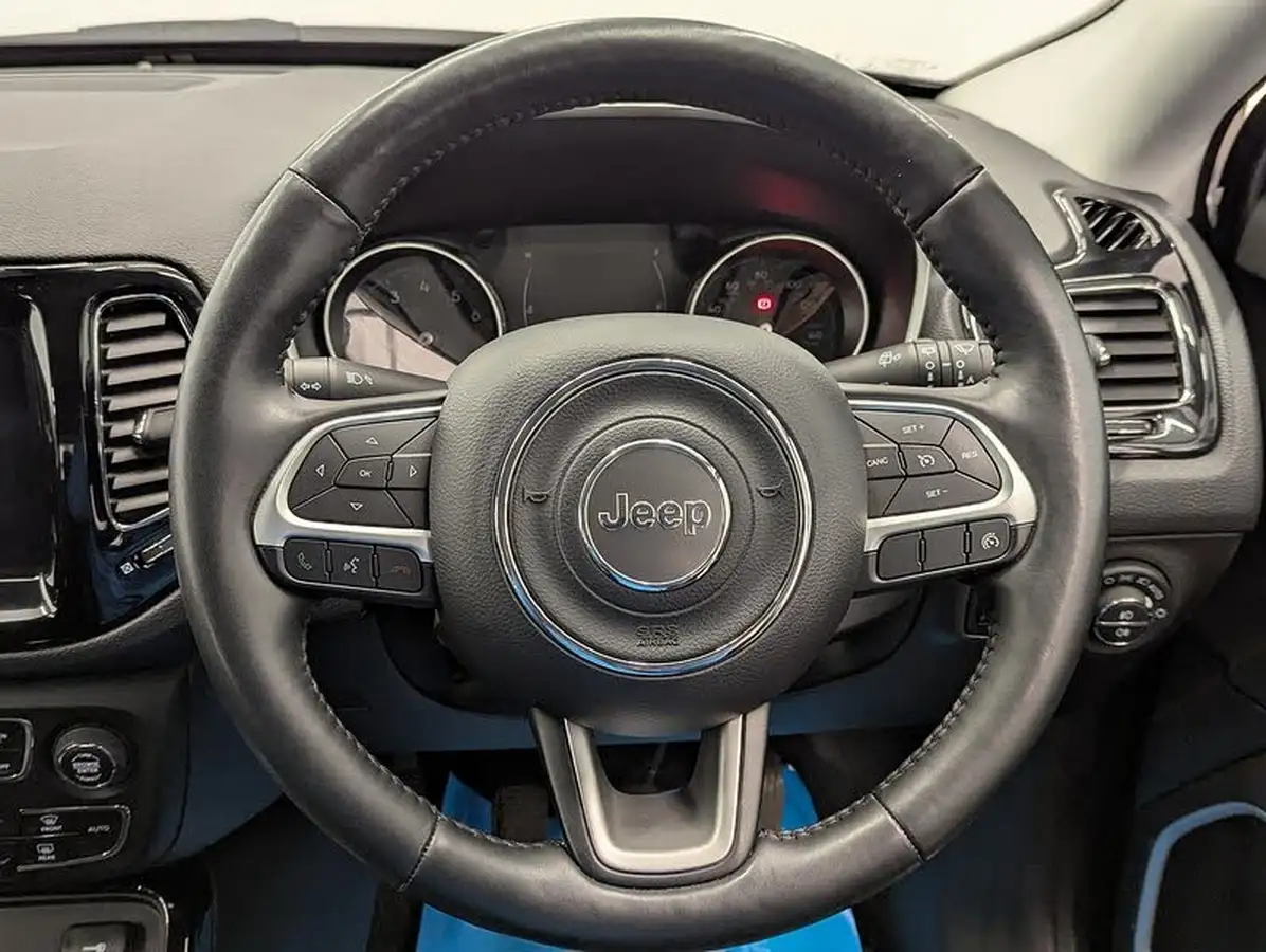 2020-jeep-compass-14-multiair-ii-night-eagle-big-24