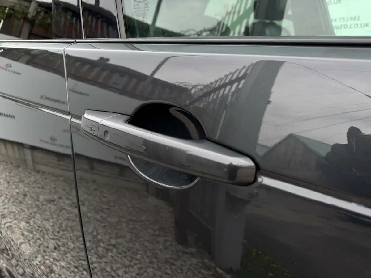 2019-land-rover-discovery-20-sd4-hse-big-52